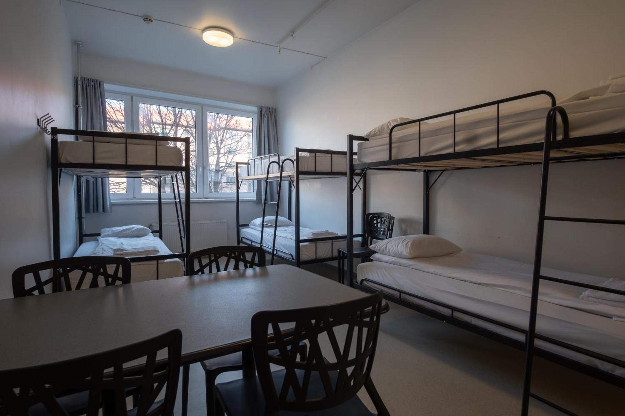 Hostal Bunks At Rode *