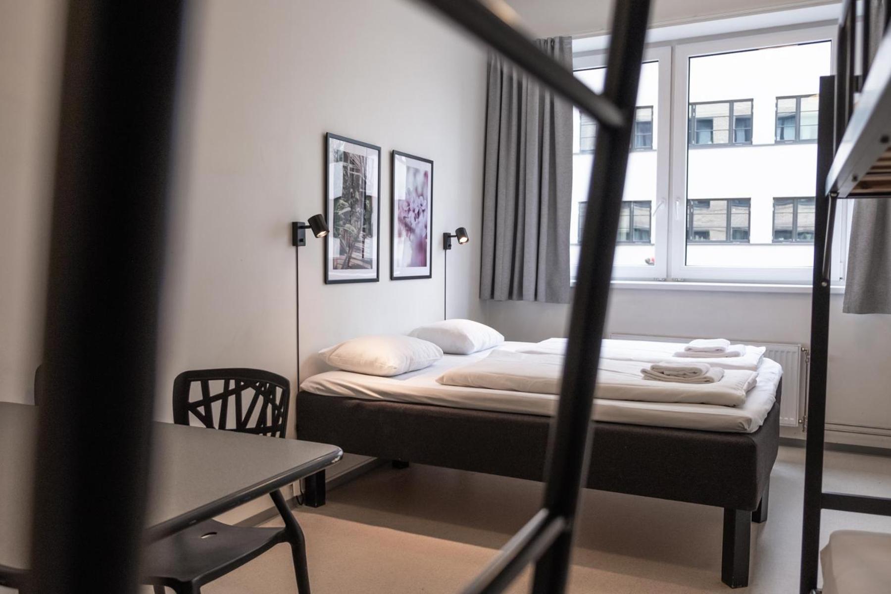 Hostal Bunks At Rode *